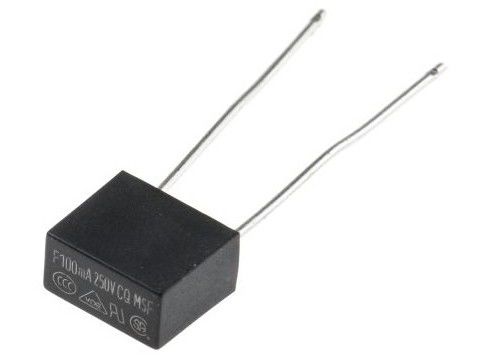 Un basso profilo nero Mini Fuse, fusibile al piombo radiale termoplastico di 5 amp